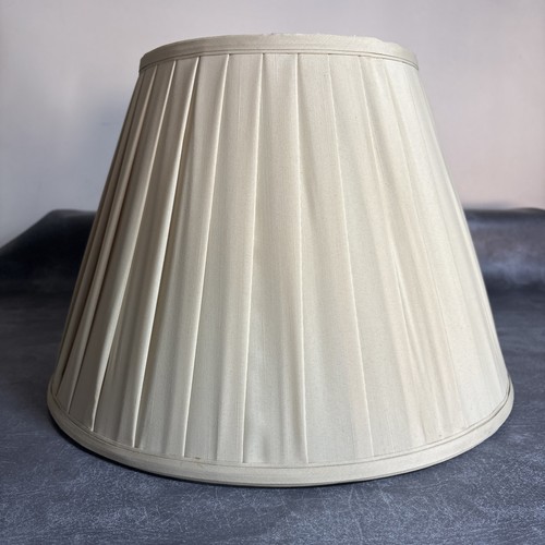 Large cream pleated lampshade - large,